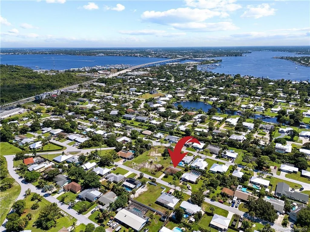 Photo of 1098 NW 13th Street