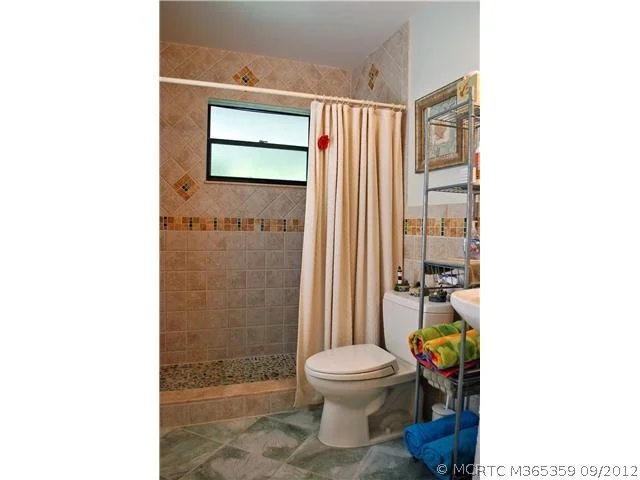 Photo of 1296 NW Pine Ridge Trail