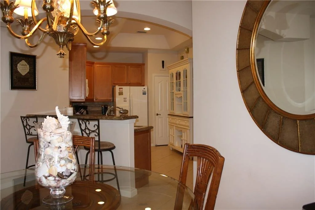 Photo of 611 NW Red Pine Way