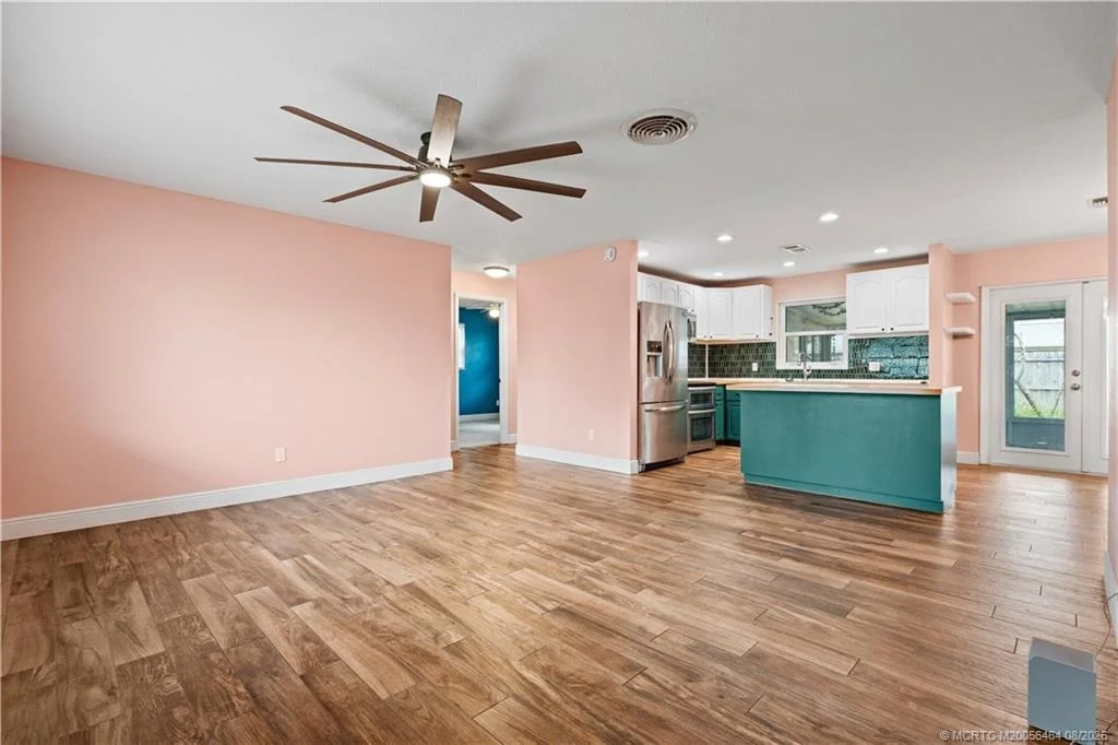 Photo of 1126 SE Alamanda Lane