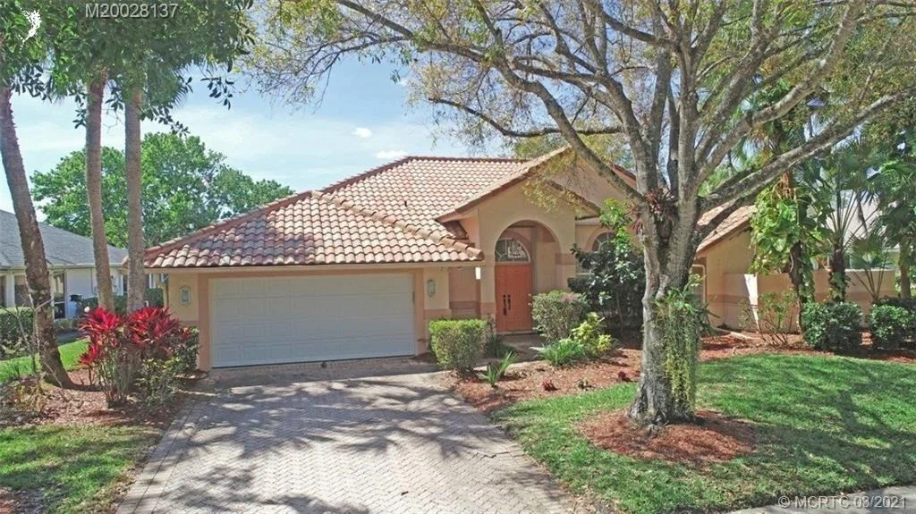 Photo of 2376 SW Danforth Circle SW