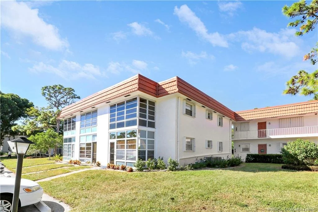 Photo of Unit DD4 at 2600 SE Ocean Boulevard