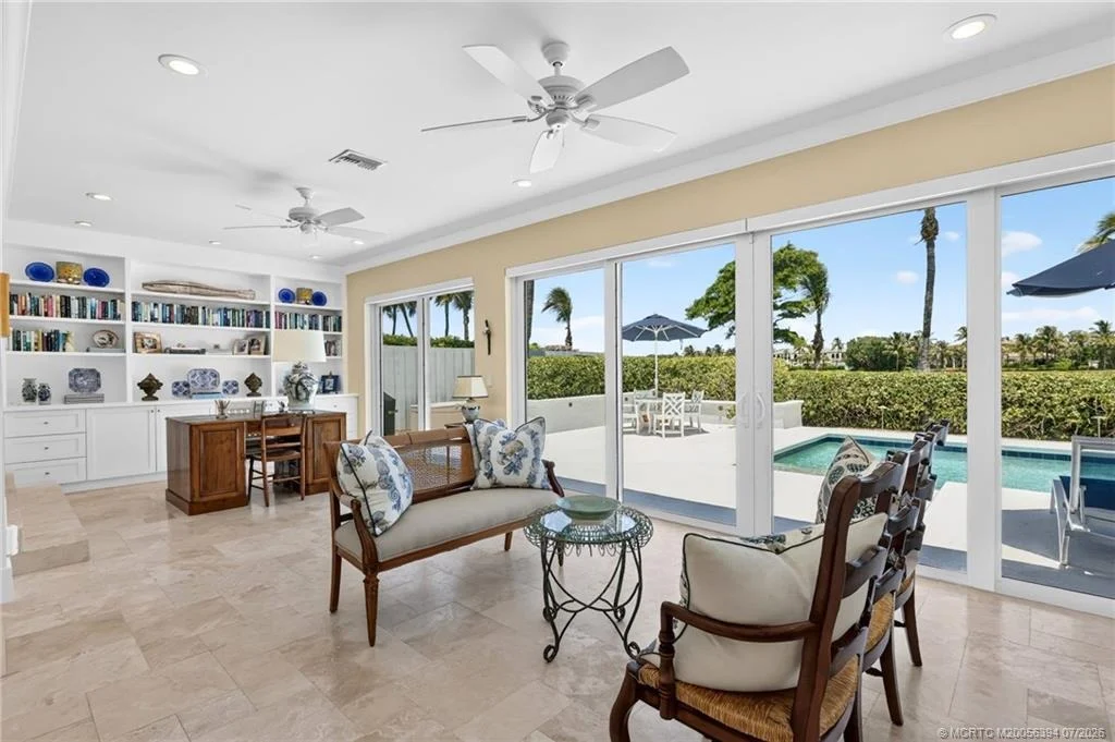 Photo of 6943 SE Harbor Circle