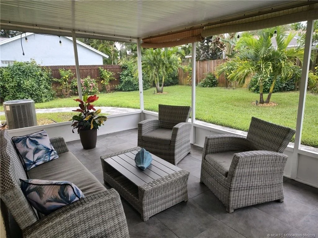 Photo of 124 Banyan Circle