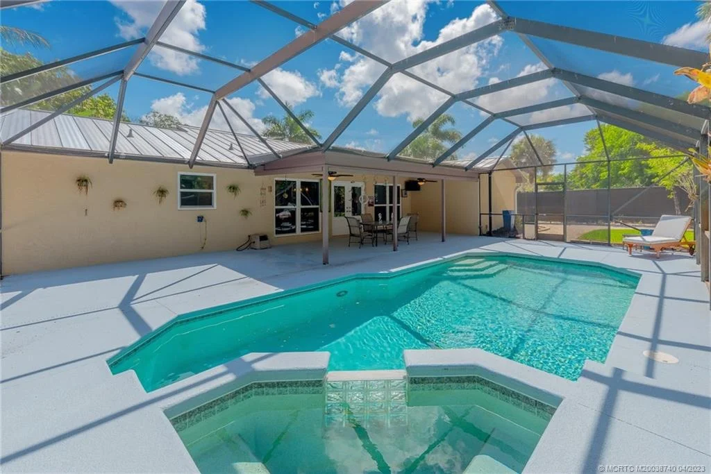 Photo of 308 SW Dyer Drive