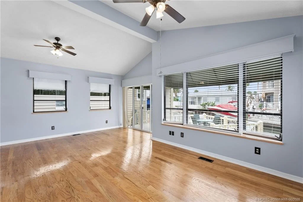 Photo of 140 Nettles Boulevard