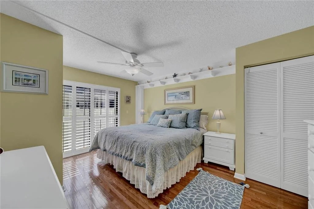 Photo of 333 NE Golfview Circle