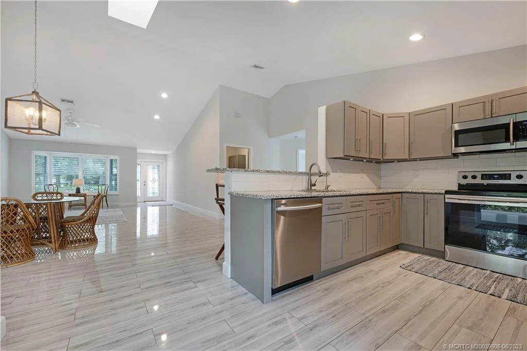 Photo of 5413 SE Running Oak Circle