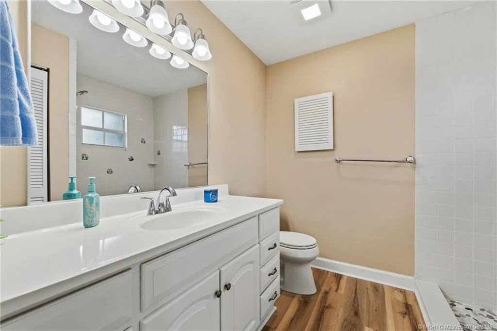 Photo of 6285 SE Highland Avenue