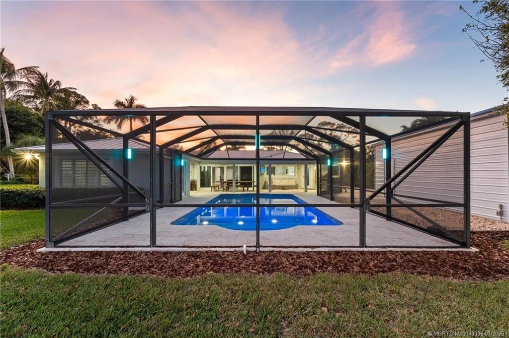Photo of 1275 NW Pine Lake Drive