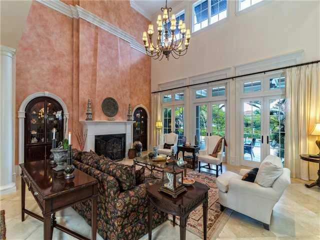 Photo of 6978 SE Harbor Circle