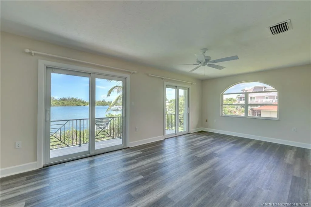 Photo of 4151 SE Peterson Lane