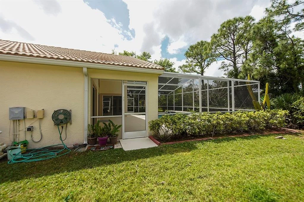 Photo of 7140 SE Twin Oaks Circle