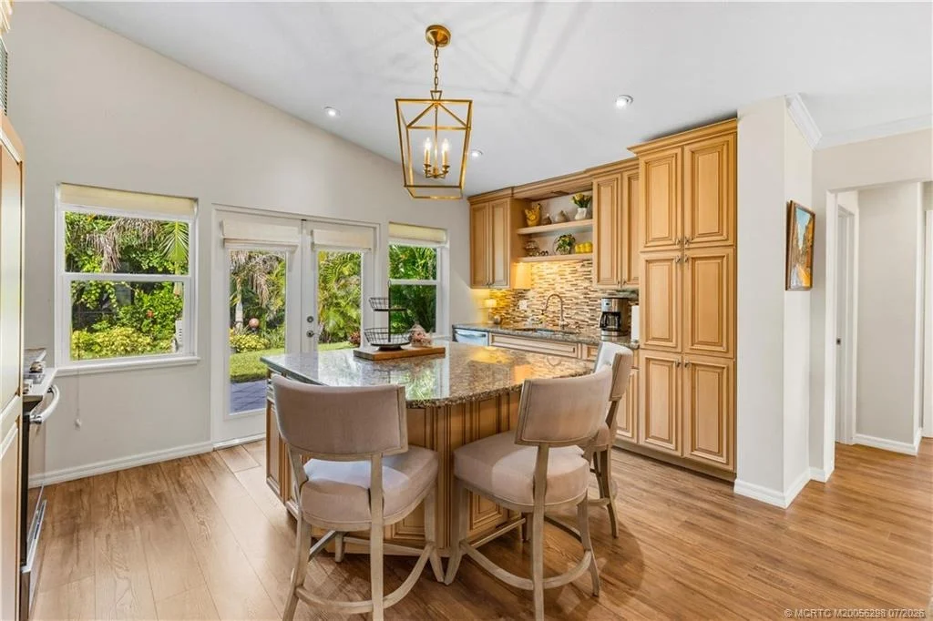 Photo of 908 SE Krueger Parkway