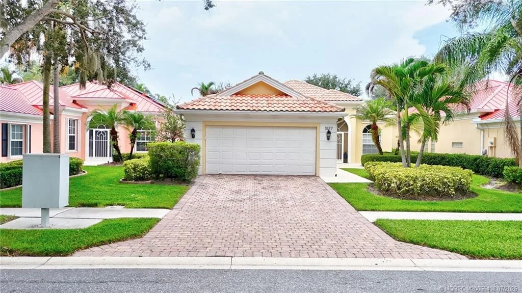 Photo of 1577 SW Balmoral Trace