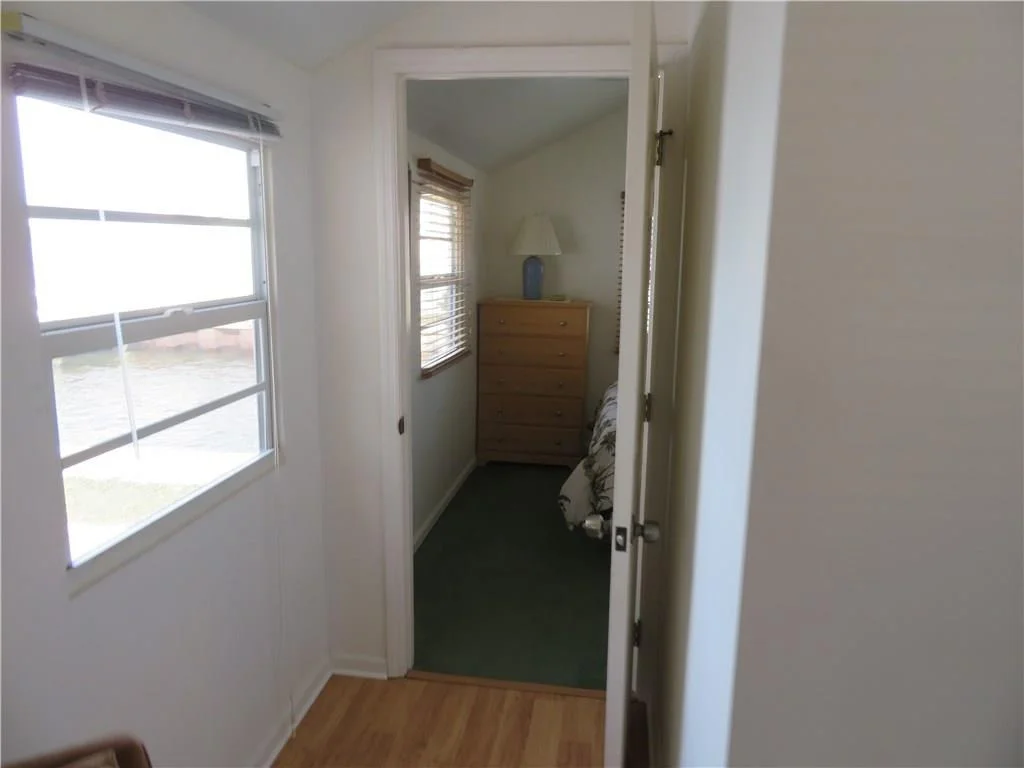 Photo of 15 Nettles Boulevard