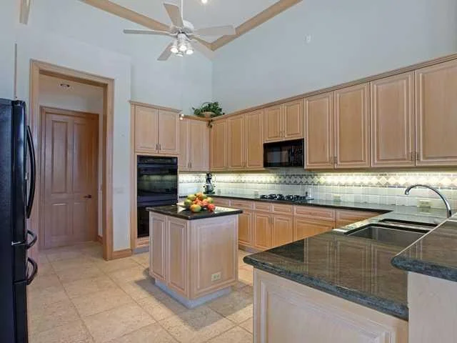 Photo of 2825 SE DUNE Drive