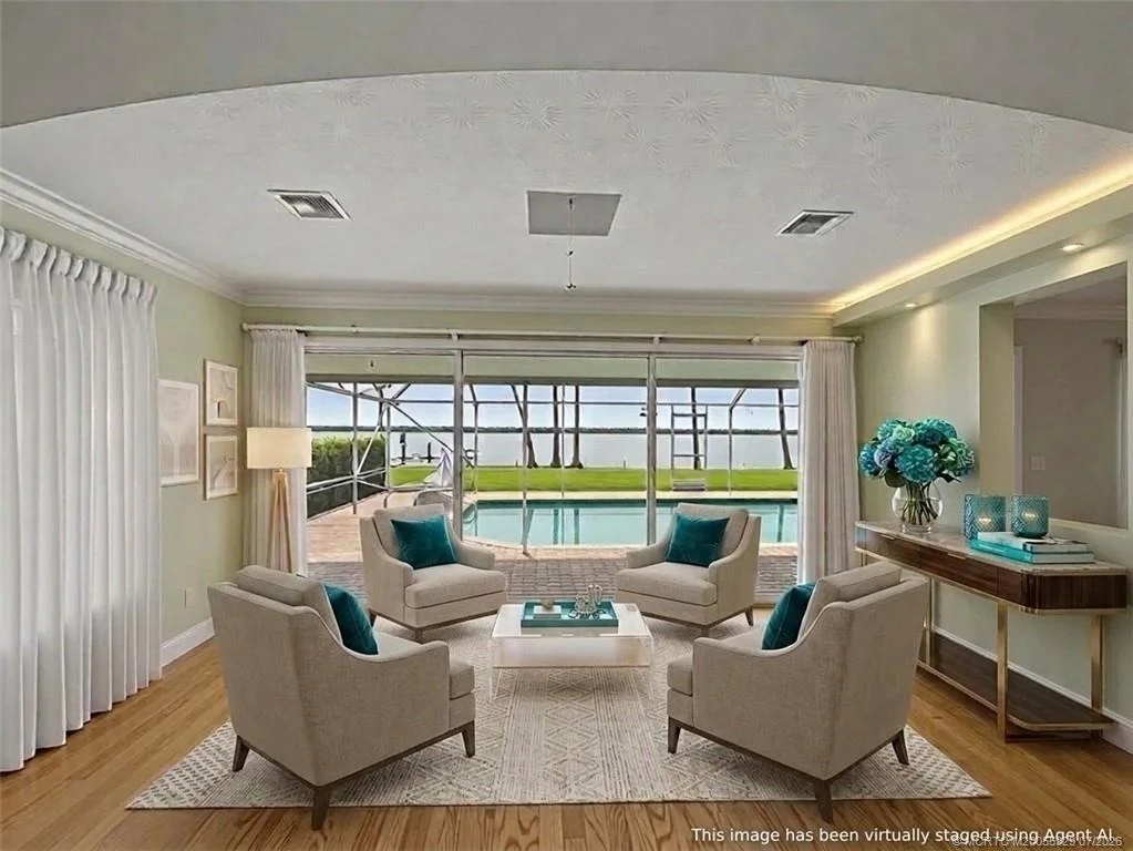 Photo of 1910 NW Cove Circle