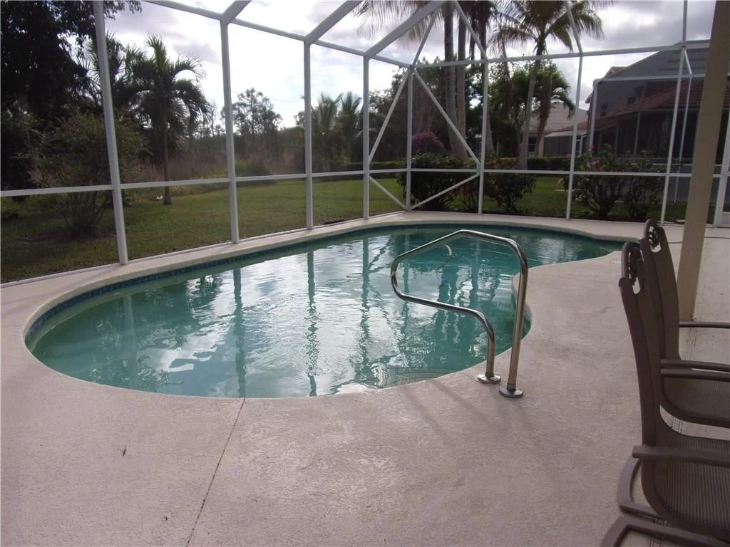 Photo of 7325 SE Seagate Lane SE