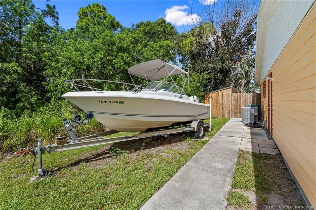 Photo of 5403 Palm Drive