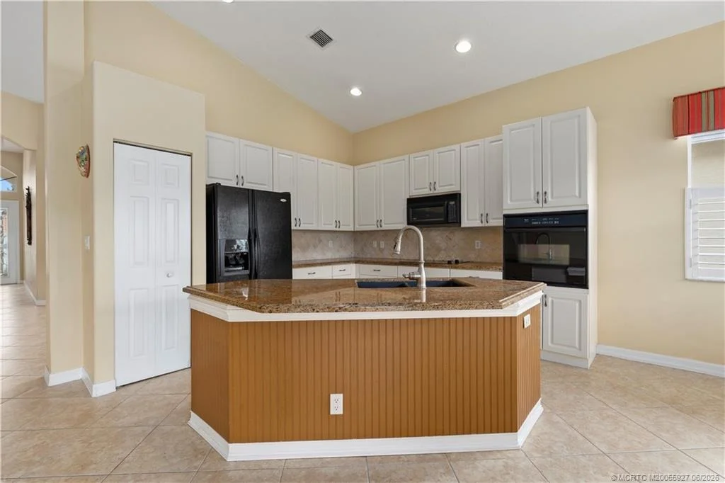 Photo of 2968 SE Racoon Way