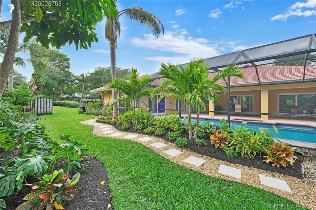 Photo of 11 Riverview Drive