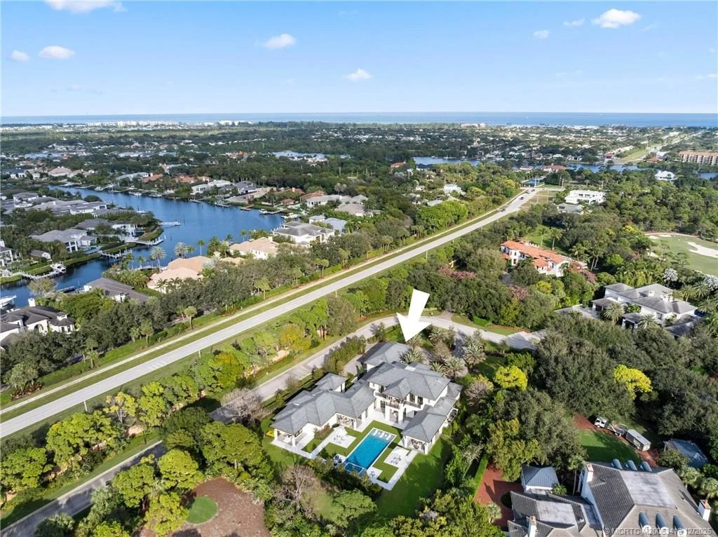 Photo of 210 Bears Club Drive