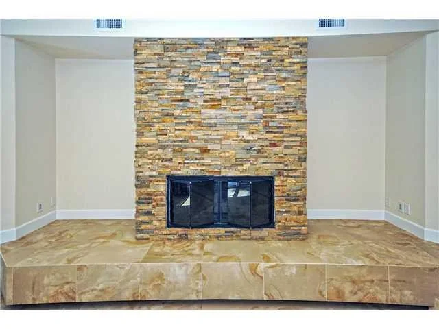 Photo of 11 Oakwood Drive