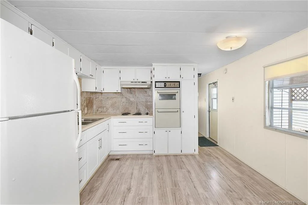Photo of 601 Garden View