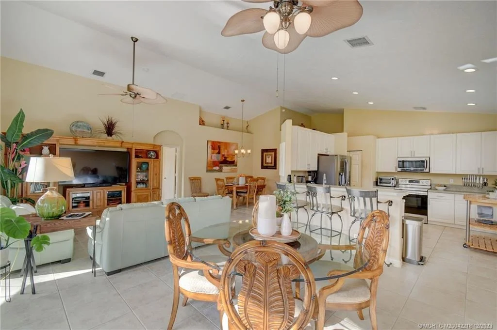 Photo of 2802 SE Stonebriar Way