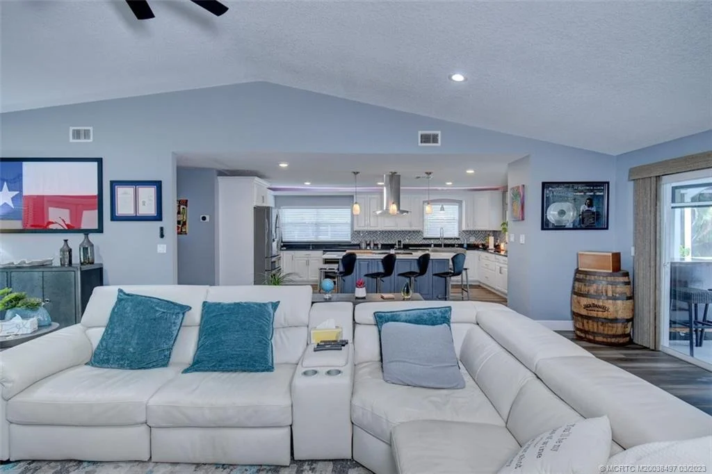 Photo of 2914 NE Rosetree Drive