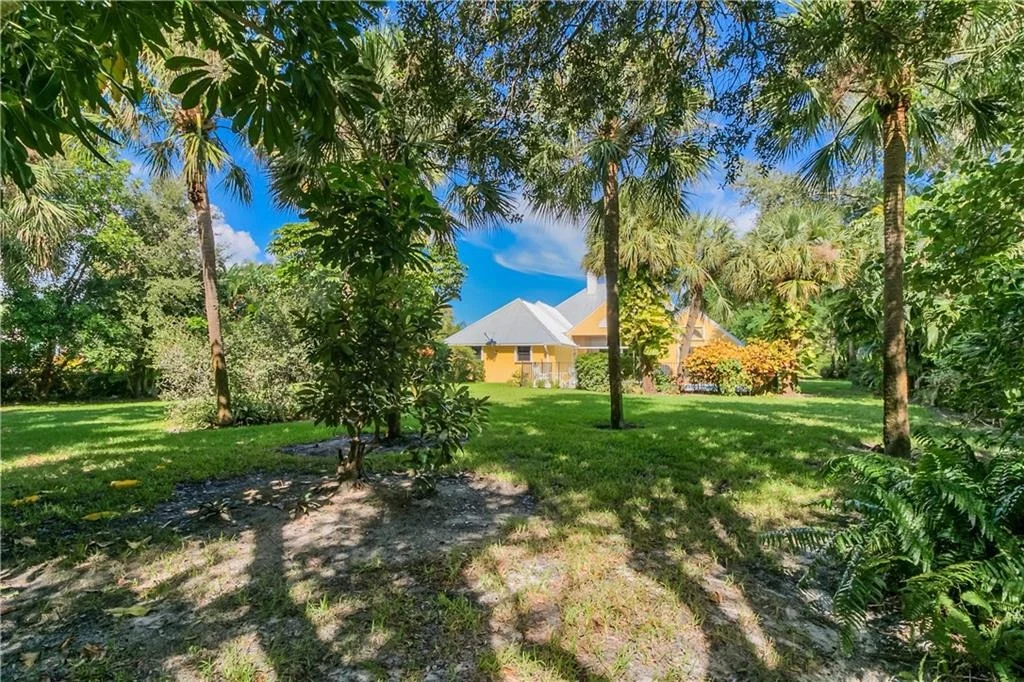 Photo of 430 SE Saint Lucie Boulevard