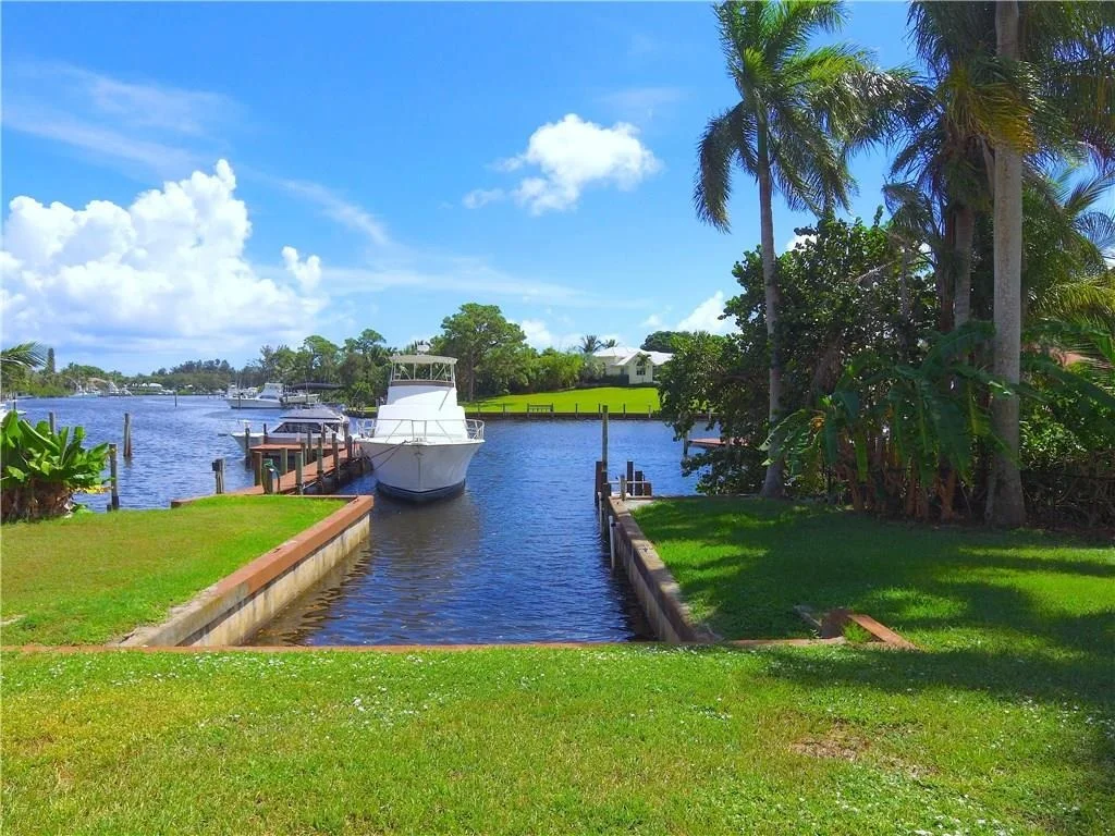 Photo of 3402 SE Inlet Harbor Trail