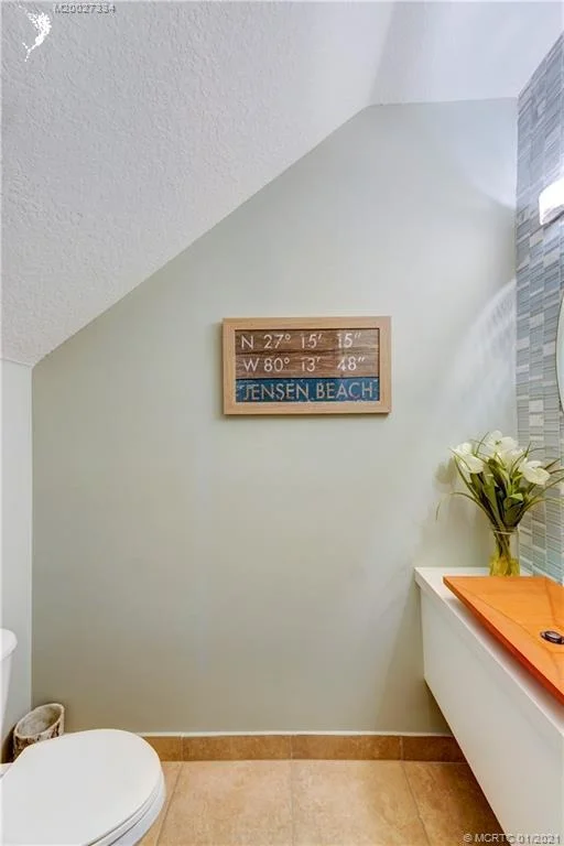 Photo of 106 NE Abaca Way