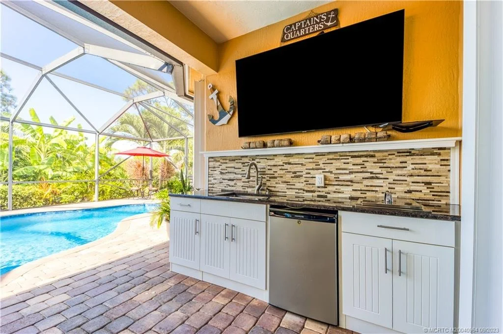 Photo of 4175 NW Oakbrook Circle