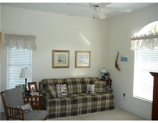Photo of 10 Oak Hill Way