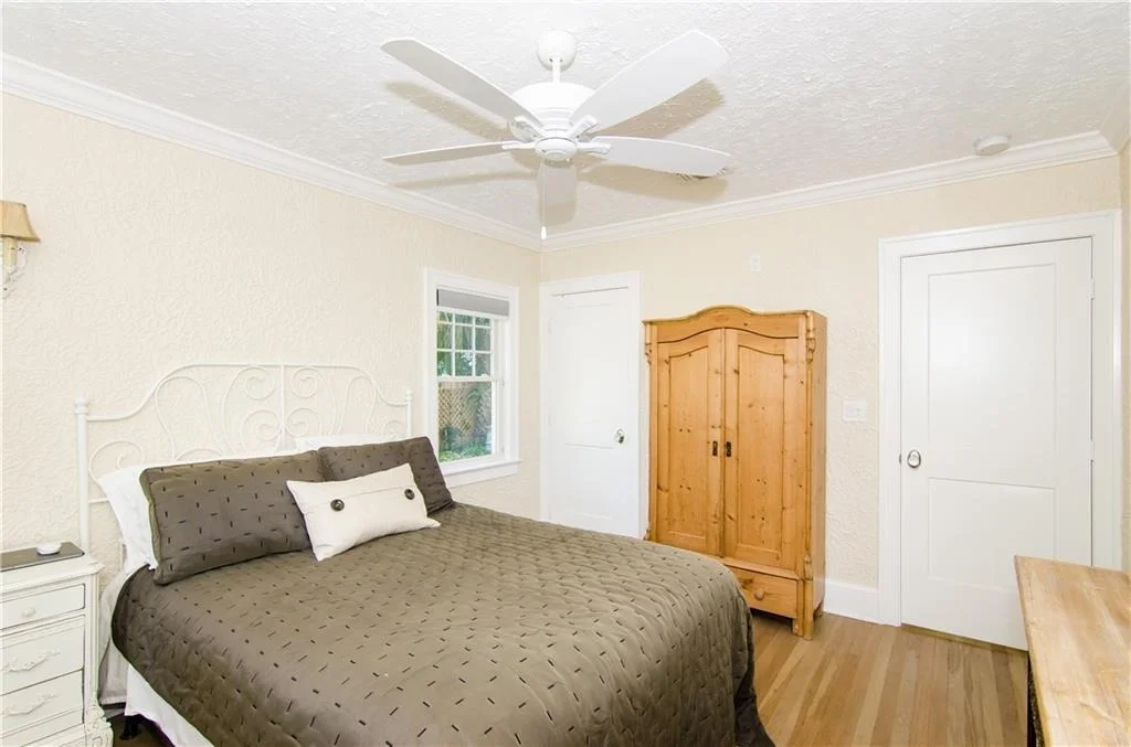 Photo of 313 SE Pelican Drive