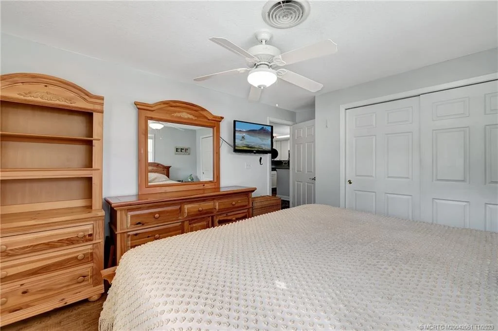 Photo of 294 SE Sailfish Lane