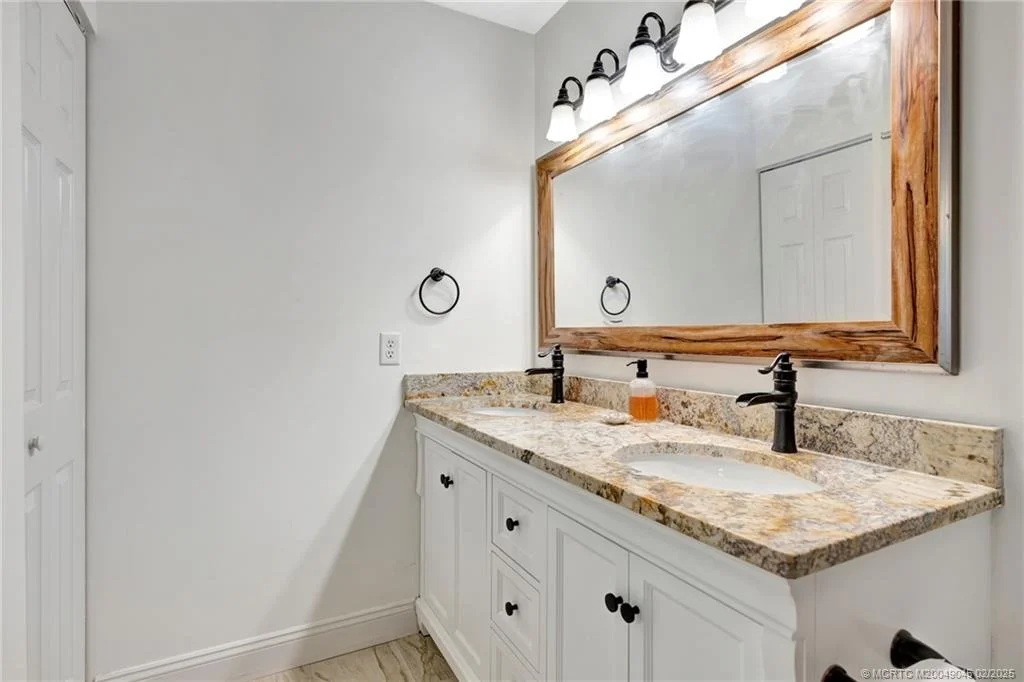 Photo of 5914 SE Mitzi Lane