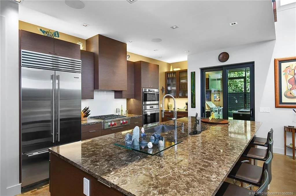 Photo of 314 SE Pelican Drive