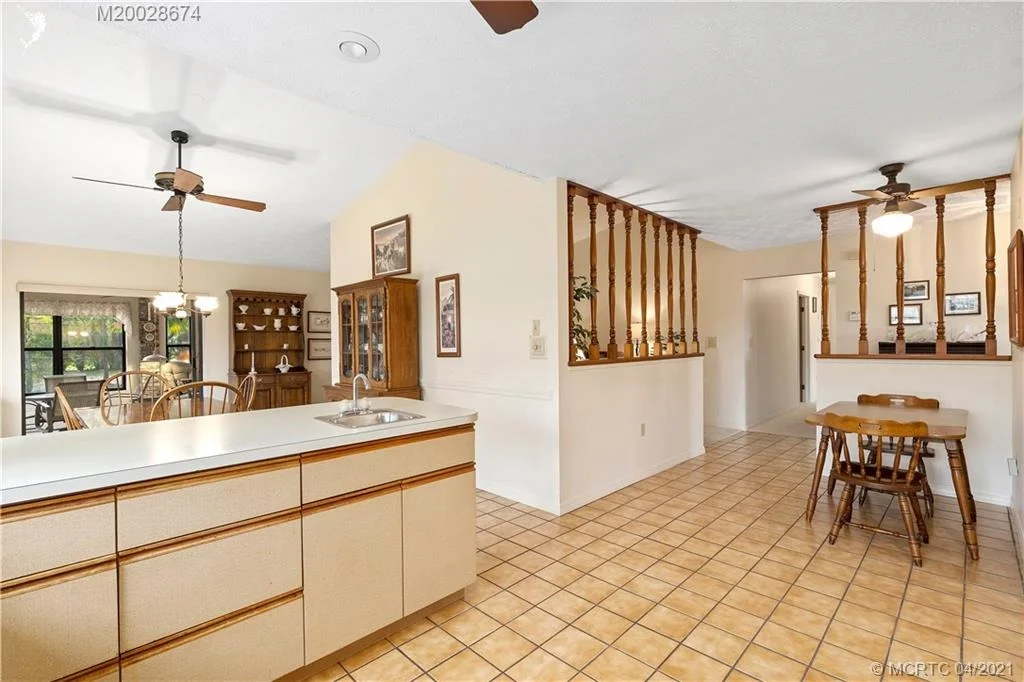 Photo of 5558 SE Major Way