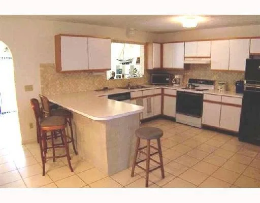 Photo of 3095 SE ELLENDALE Street