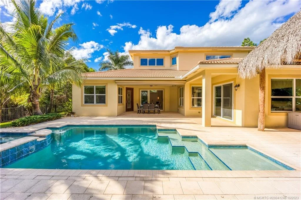 Photo of 310 SE Paysage Trail