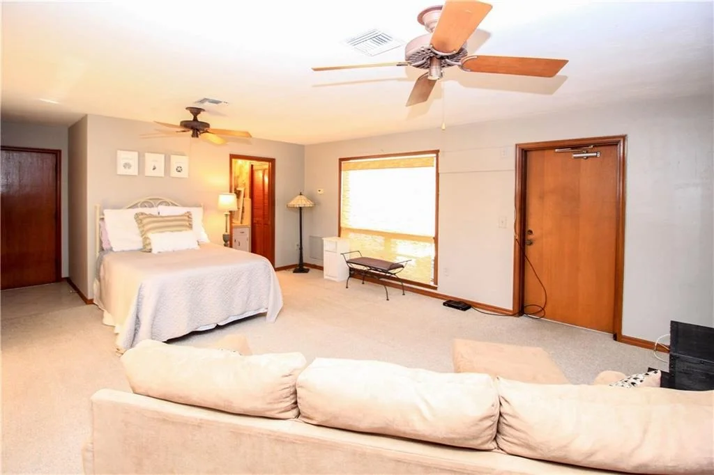 Photo of 88 Sewall's Point Road