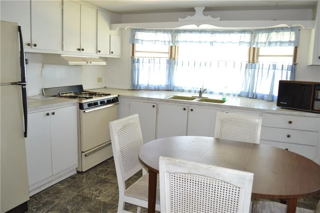 Photo of 355 Garden View