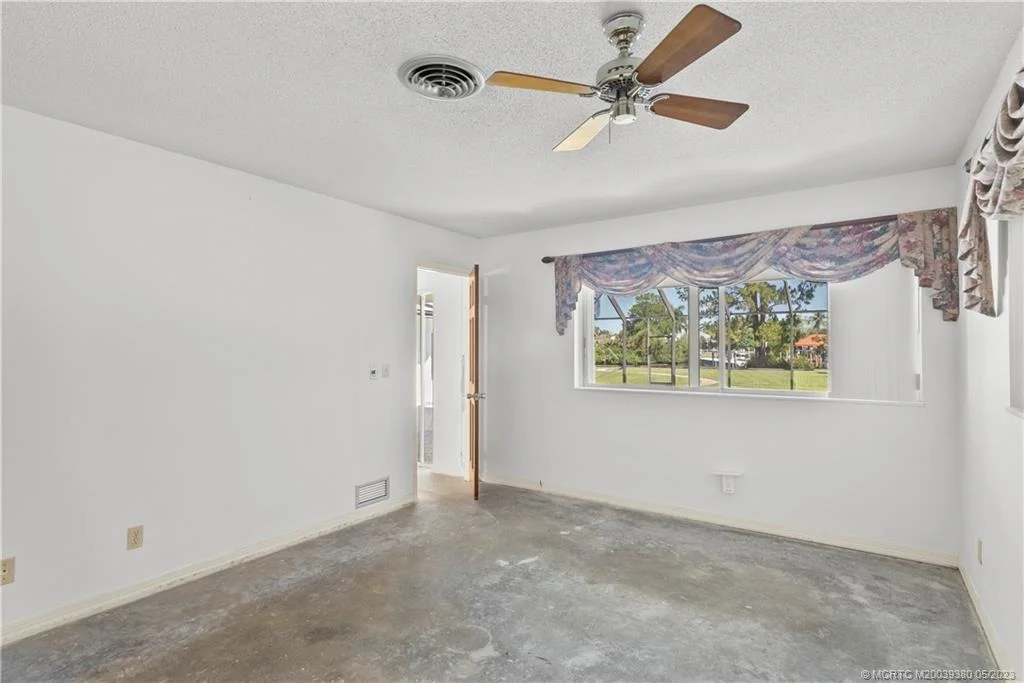 Photo of 1619 NW River Trail