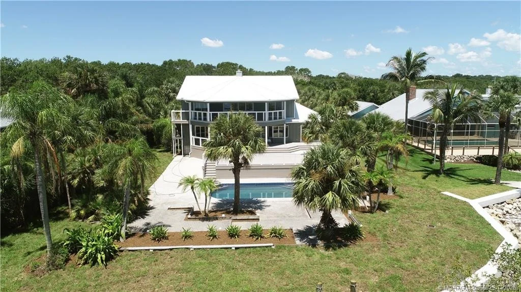 Photo of 114 N Sewalls Point Road