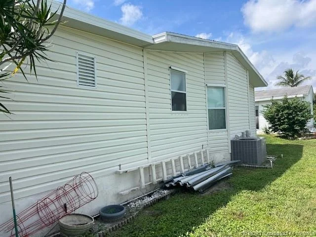 Photo of 879 Sun Bird Lane