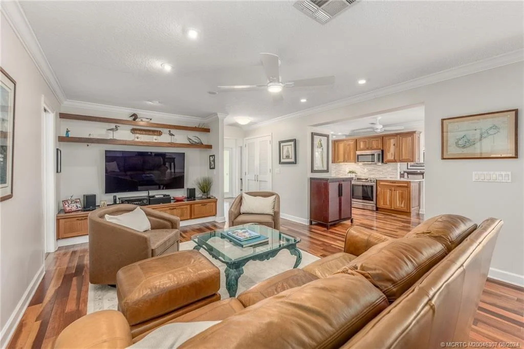 Photo of 4273 SE Fairway E