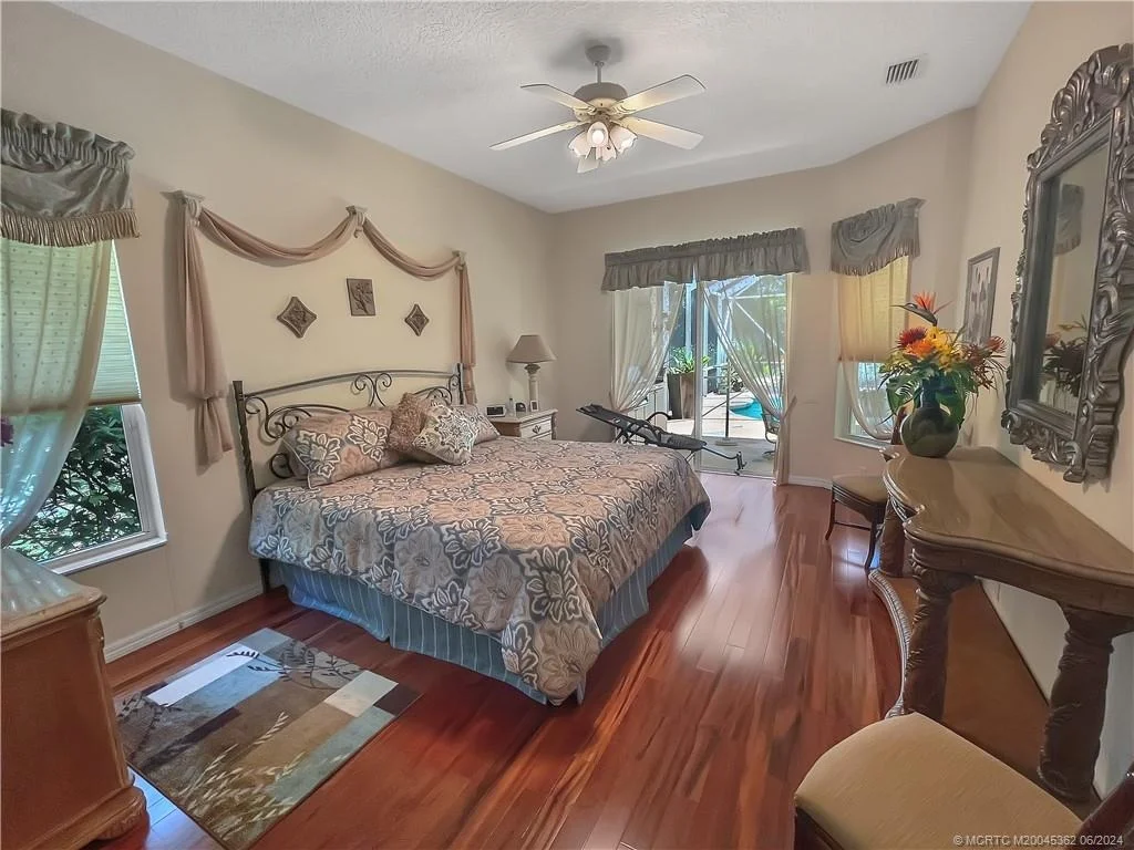 Photo of 8020 SE Sequoia Drive